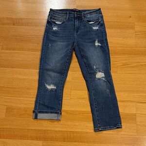 Judy Blue Dark Wash Distressed Cropped Jeans